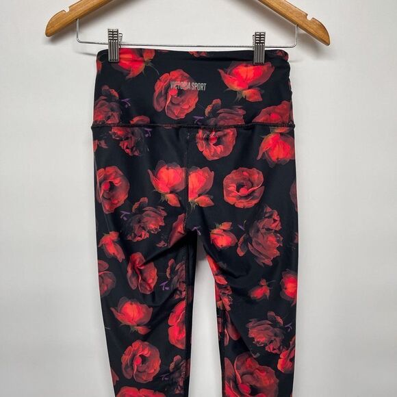 Victoria's Secret Victoria Sport Knockout Rose Print Athletic Ankle Leggings - Picture 8 of 11